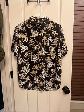 Men's Black New Orleans Saints Short-Sleeve Button-Up Shirt